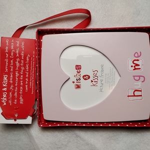21. WISHES & KISSES Pink Heart Picture Frame. 4x6 3.5x3.5 picture. NEW in box